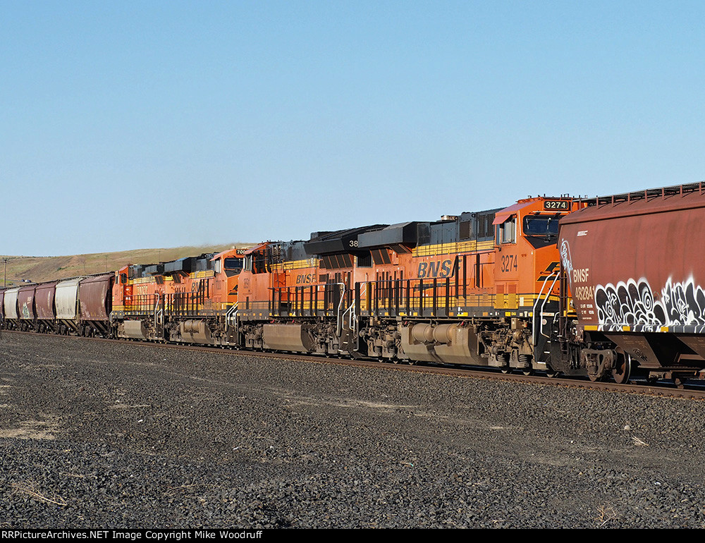 BNSF 3274